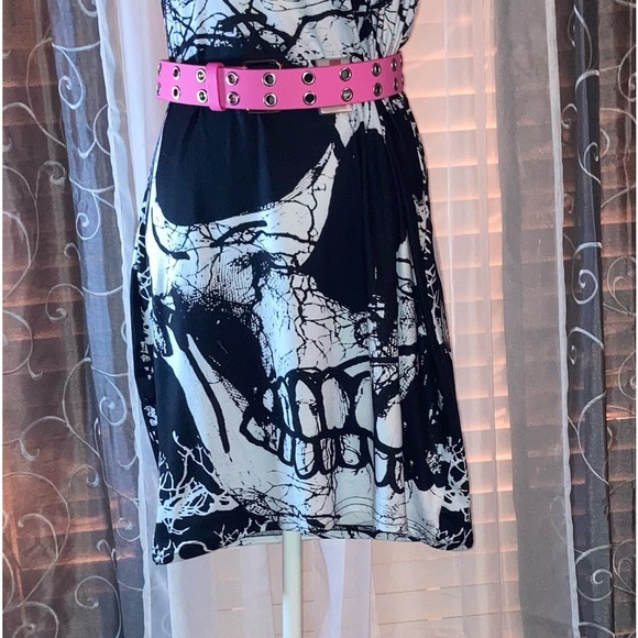 New with tags No Boundaries HOT PINK double silver toned grommets belt buckle XL - Picture 9 of 9